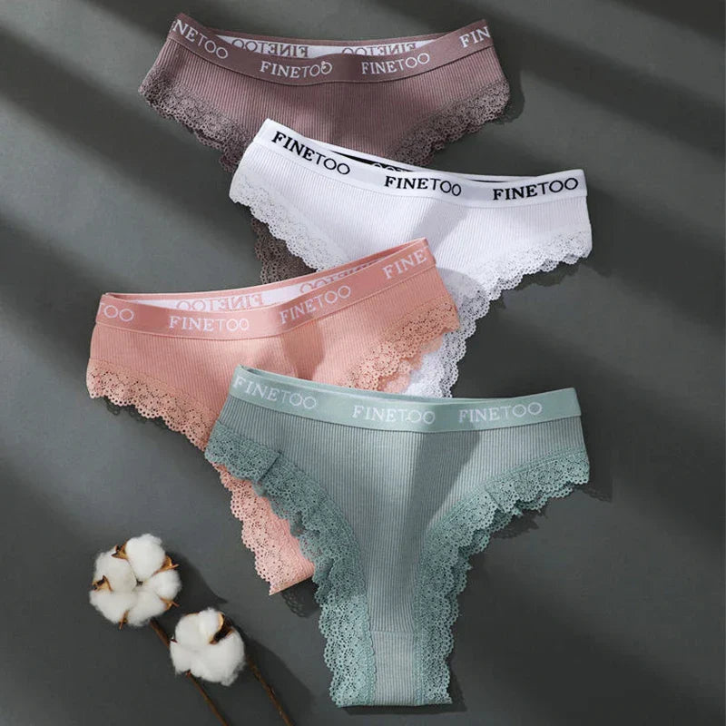 Culotte grande taille avec motifs en dentelle